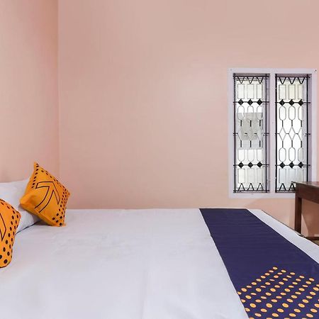 Spot On 68111 Jeena Motels Kollam Zewnętrze zdjęcie