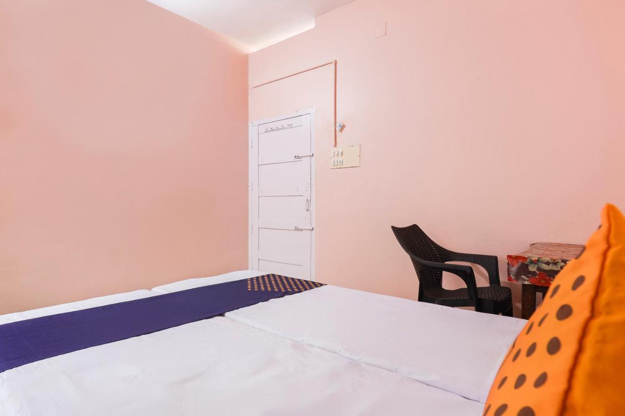 Spot On 68111 Jeena Motels Kollam Zewnętrze zdjęcie