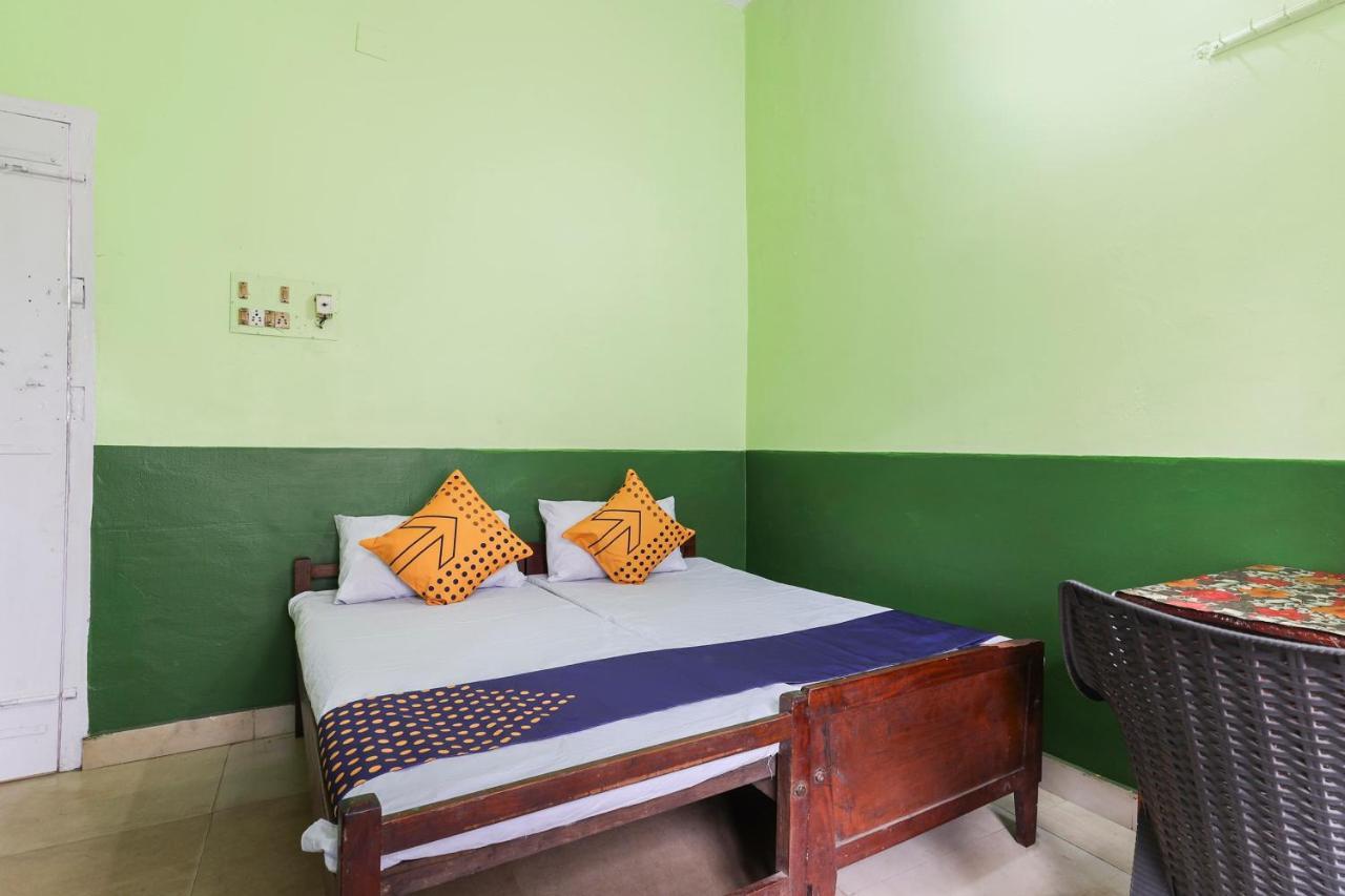 Spot On 68111 Jeena Motels Kollam Zewnętrze zdjęcie