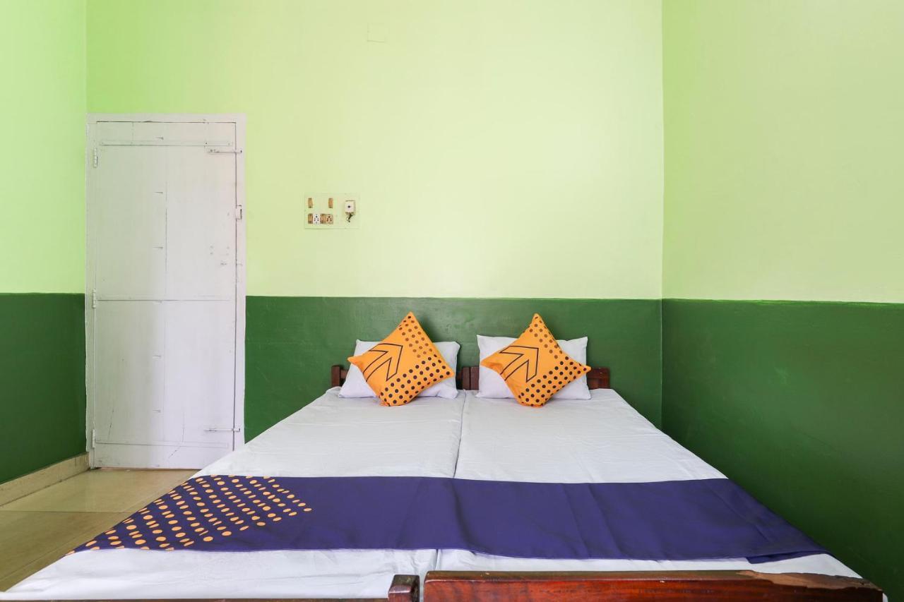 Spot On 68111 Jeena Motels Kollam Zewnętrze zdjęcie